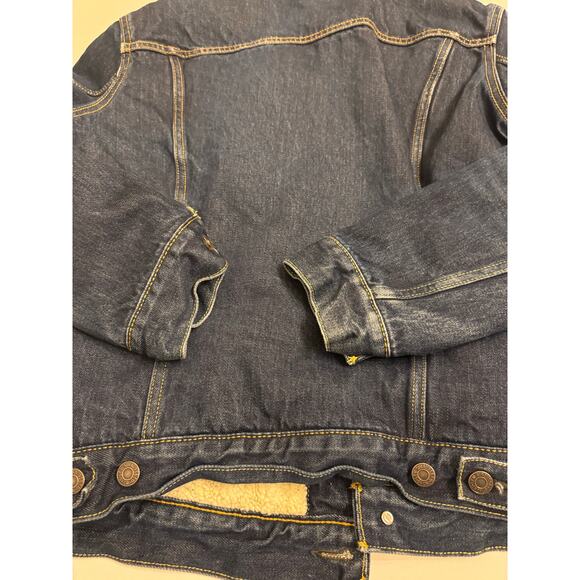 Levi's Women's Sherpa Lined Trucker Denim Jacket Size Blue Jean Size M - Picture 8 of 8